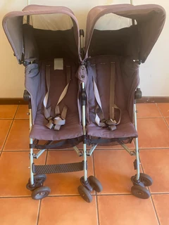 MacLaren Twin Pram