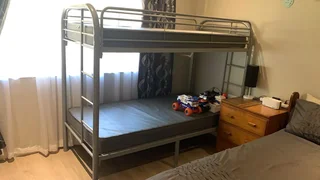 metal bunk bed