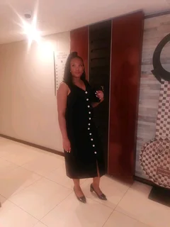 Receptionist/Admin Assistant with over 14 years experience looking for work ASAP