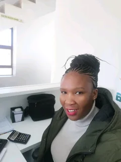 Receptionist/Admin Assistant with over 14 years experience looking for work ASAP