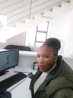 Receptionist/Admin Assistant with over 14 years experience looking for work ASAP