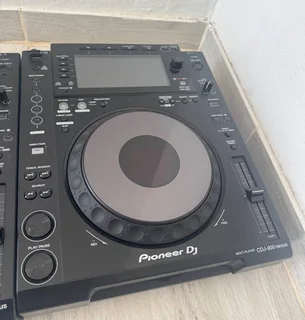 Pioneer CDJ 900 nexus pair for sale. Immaculate condition