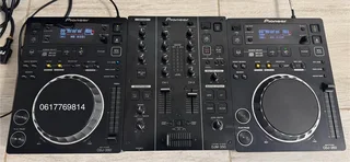 Pioneer CDJ 350 pair & DJM 350. Excellent condition