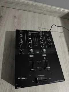 Pioneer DJM 250mk2 for sale. Immaculate condition
