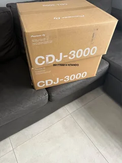 Brand new Pioneer CDJ 3000 pair for SALE or SWOP. Active warranty
