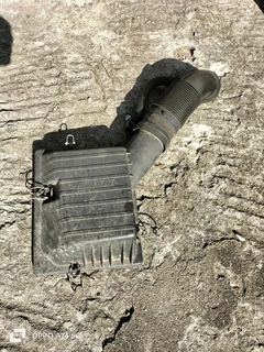 Fiat strada upper airbox cover and pipe R550