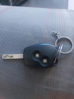 Renault duster or sandero key casings R295