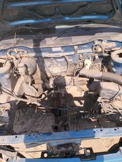 Nissan Sentra bubble shape ECU R1000 .complete car spares