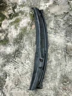 Toyota etios wiper cowel plastic R150 backglass R550