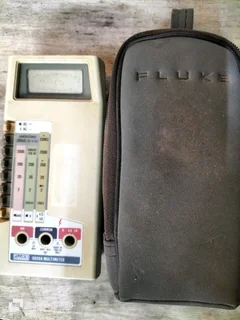 Fluke old school tester R450