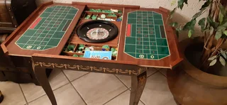Italian handcrafted multipurpose gaming table   Reduced price to sell