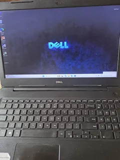 8th Gen Dell i5 Laptop