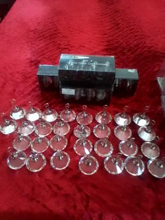 Crystal diamond placecard numbers 4cm set of 4