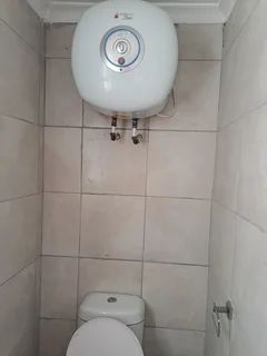 Bachelor&#39;s Unit Separate Entrance Available Kraaifontein