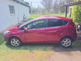 2015 Ford Fiesta Hatchback