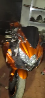 K8-10 Suzuki gsxr 600 750 stripping for spares