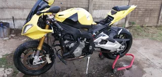 09-14 Bmw s1000RR stripping for spares