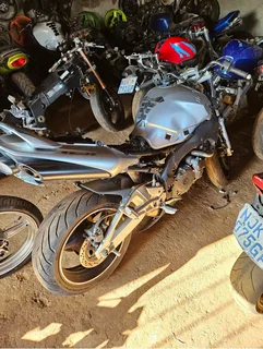 08 Suzuki gsr 600 stripping for spares