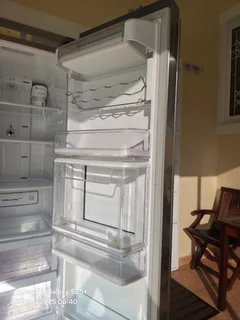 Samsung side-by-side fridge / freezer