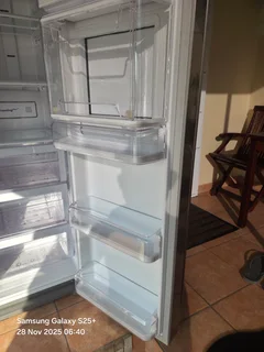 Samsung side-by-side fridge / freezer