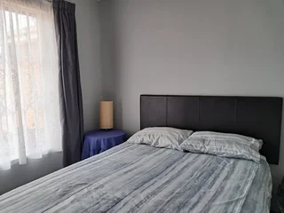 Room to let for a Professional worker