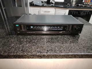 Sansui T 510 analogue tuner