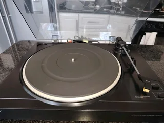 Sony ps lx 100 turntable (No stylus)