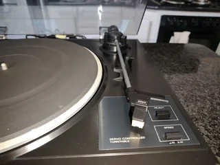 Sony ps lx 100 turntable (No stylus)