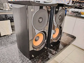 Pure Acoustic Supernova bookshelf speakers