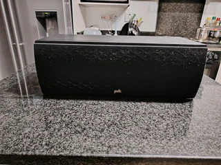 Polk audio T30 center speaker