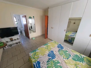 Kuilsriver, Soneike. Large modern family home on large plot. Available 1st January 2026