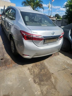 2015 Toyota Corolla prestige stripping for spares