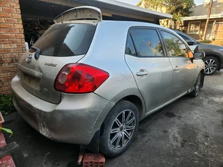 Toyota Auris 2.0 D4D stripping for spares