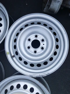 16inch nissan bakkie rims   6x139