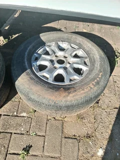 Original ford ranger mag and tyre