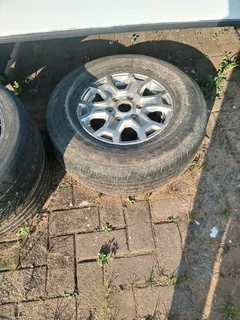Ford ranger bakkie rim and tyre size 16 and 17