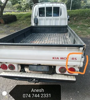 Kia k2700 and h100 corner brackets for tailgate