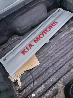 Kia tailgate like new condition