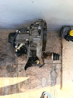 Np200 Gearbox 1.6 8v.with 75,000km on it