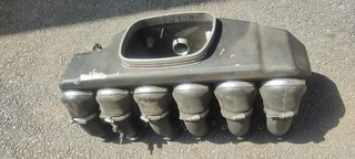 BMW E36 M3 S50B32 Ram Tubes with plenum box Used OEM