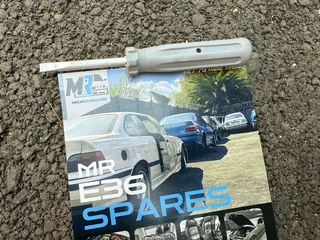 BMW E36 Oem Toolkit Screwdr