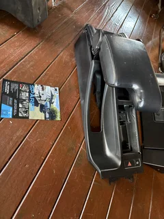 BMW E46 M3 Armrest with centre console oem