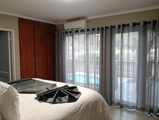 PREMIUM VILLA – 7 NIGHTS • 26 Dec → 01 Jan • SLEEPS 8* • HARTEBEESPOORT SUMMER GETAWAY