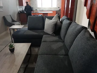 PREMIUM VILLA – 7 NIGHTS • 26 Dec → 01 Jan • SLEEPS 8* • HARTEBEESPOORT SUMMER GETAWAY