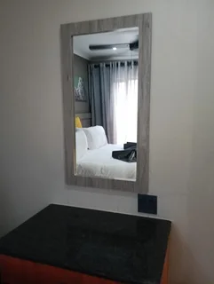 PREMIUM VILLA – 7 NIGHTS • 26 Dec → 01 Jan • SLEEPS 8* • HARTEBEESPOORT SUMMER GETAWAY