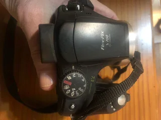 Fuji finepix S700 (read below )