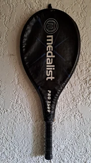 Medalist Ultra Light Pro 2509 Tennis Racket. Long handle. With cover. In very good condition .