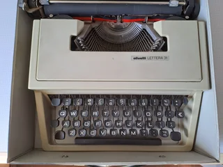 Olivetti Lettera 31 Type Writer. Collectable Item. Yet 100% Working. R1500. I Am In Orange Grove.