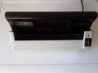 Shreder Ideal 8220 Shredcat. In Good Working Condition. R500. I Am In Orange Grove .