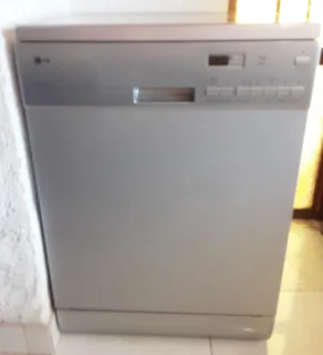 Dishwasher LD-2131SH. As good as new. In perfect working condition. Suitable for larger families.